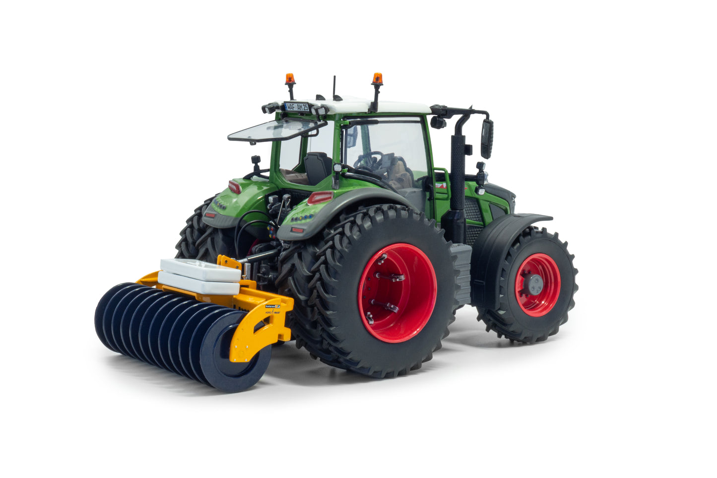 Universal Hobbies Fendt 620 Vario met dubbellucht achter + Holaras Stego 285 Pro Kuil Packer Limited edition
