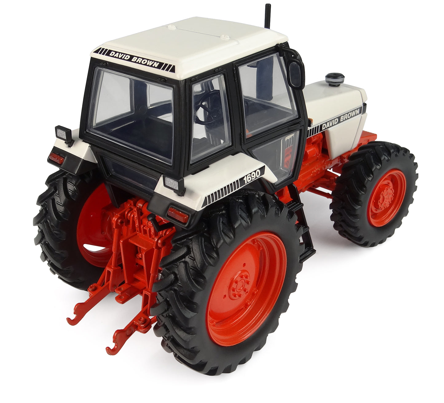 Universal Hobbies David Brown 1690 4wd 1979-1983 1:32